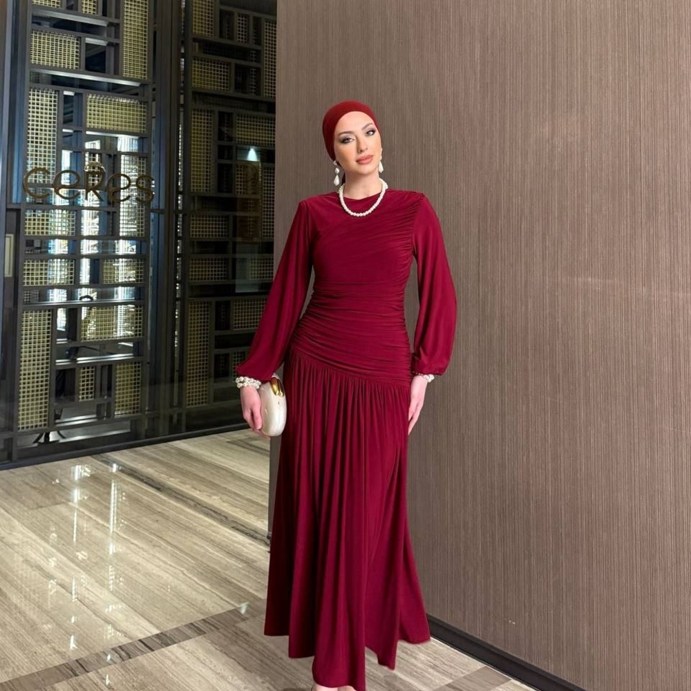Elegant Burgundy Evening Gown
